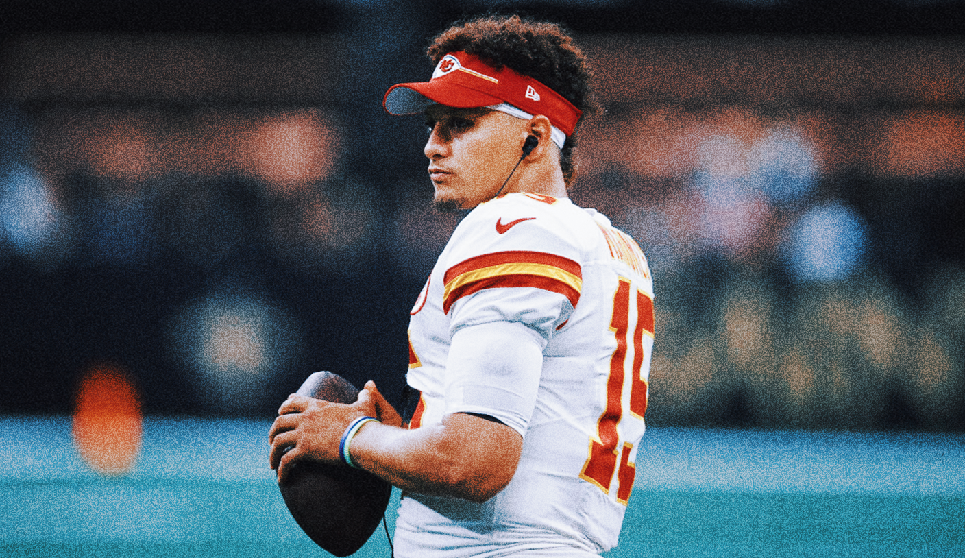 Patrick Mahomes will 'strive to get as close' as he can to Tom