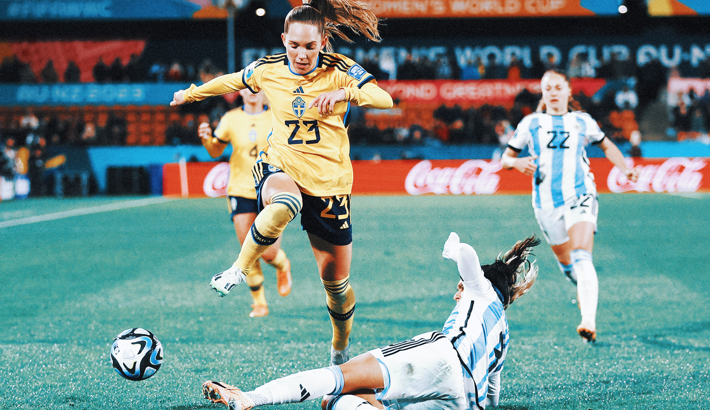 Sweden rests nine starters, punches ticket to play USA in round of 16