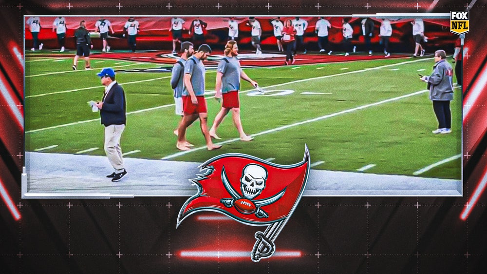 Bucs' barefoot bunch: Why 3 Tampa Bay players take the field without shoes before games