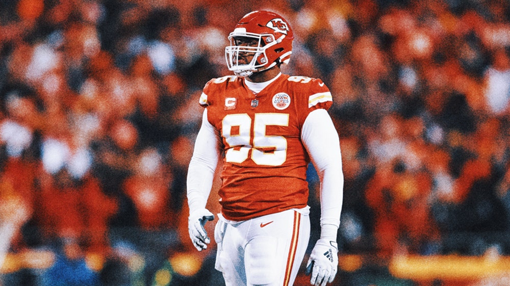 Chiefs All-Pro Chris Jones amid holdout as season approaches: 'I just want a raise'