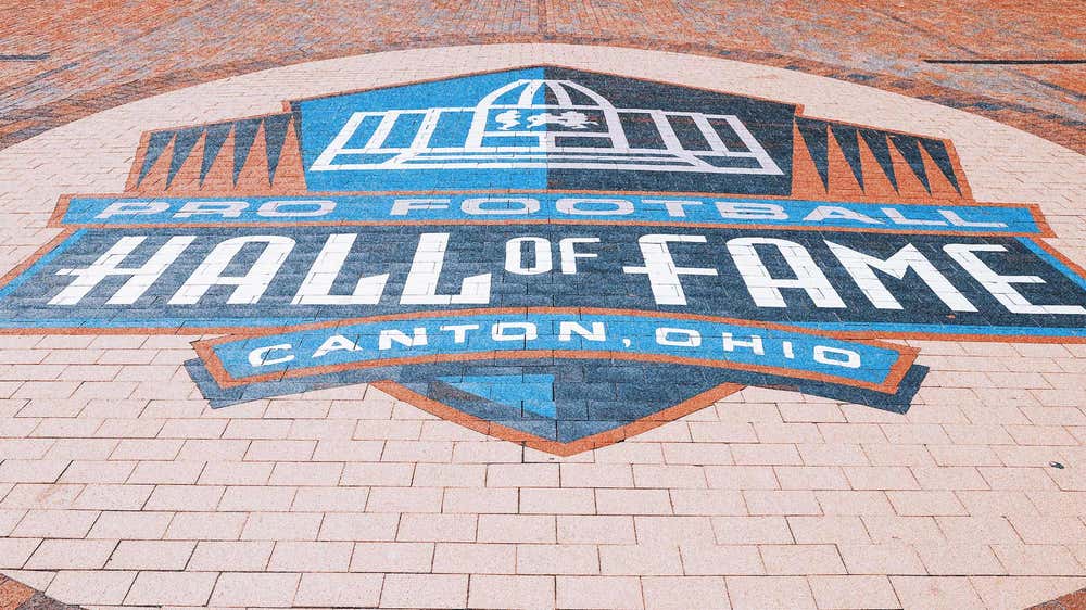 Julius Peppers, Antonio Gates headline new 2024 Pro Football Hall of Fame nominees