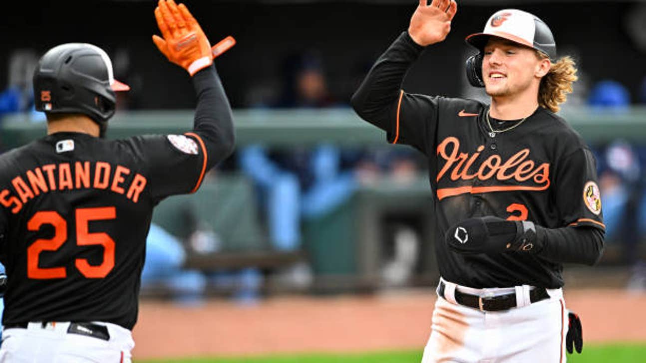 Toronto Blue Jays v Baltimore Orioles - Game One