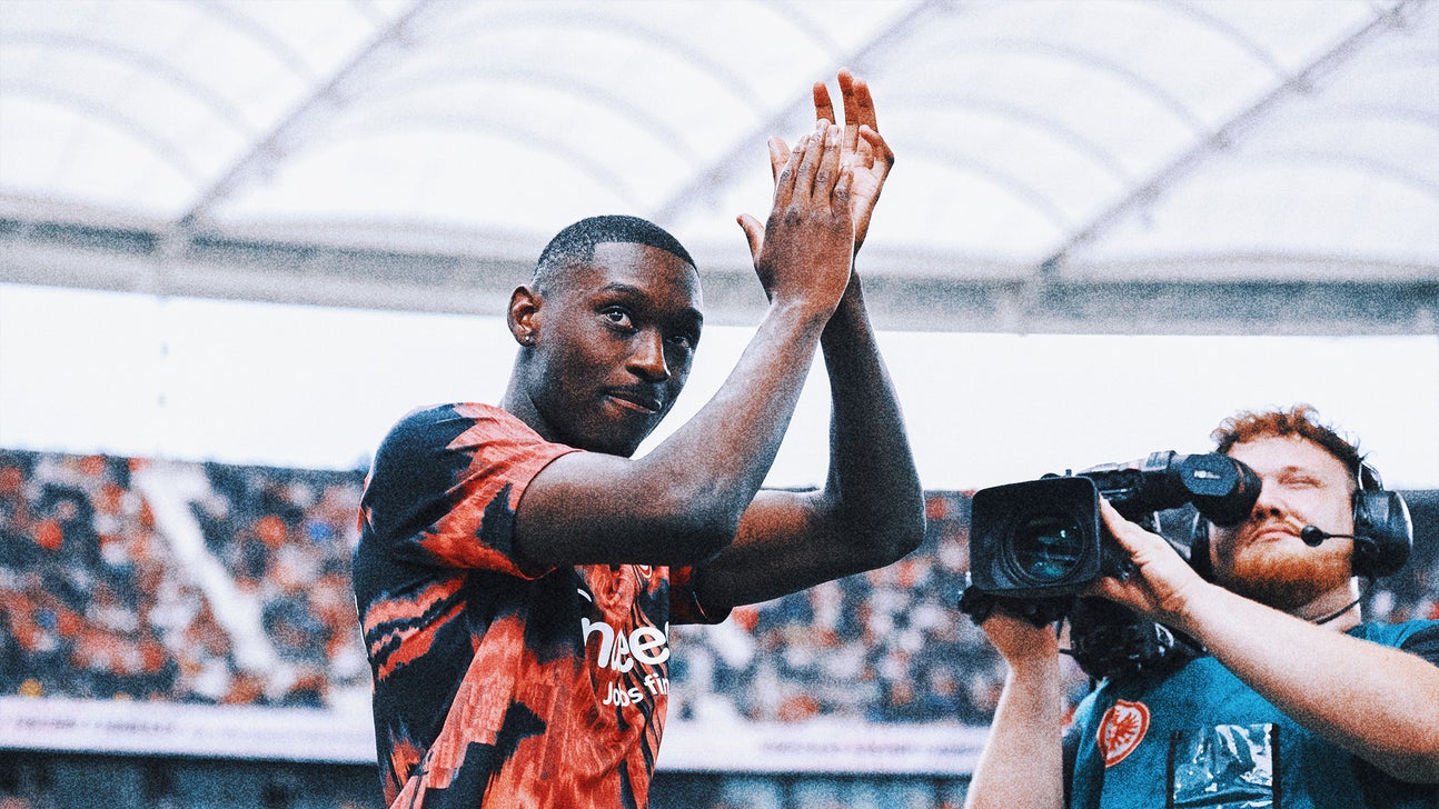 PSG completes signing of French forward Randal Kolo Muani before transfer deadline