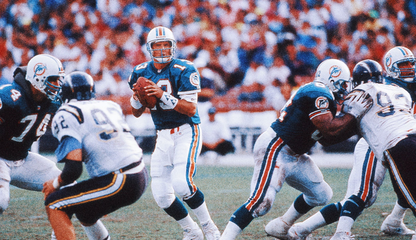 Dolphins Legend Dan Marino Believes He Could Throw for 6,000 Yards