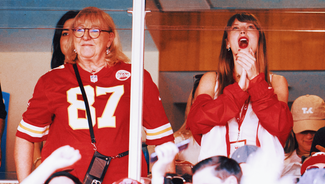 Next Story Image: Taylor Swift attends Chiefs-Bears game in Travis Kelce's suite