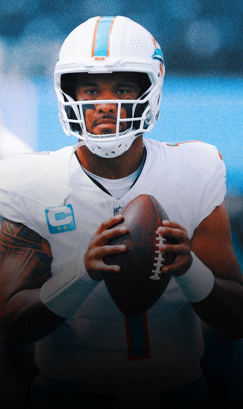 Tua Tagovailoa participates in Dolphins' first day of team workouts despite unresolved contract dispute