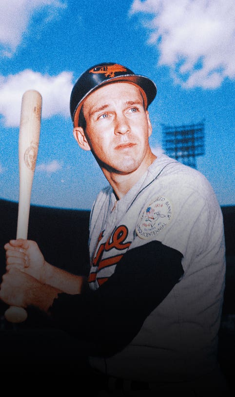 Orioles legend Brooks Robinson, Hall of Fame 3B with 16 Gold Gloves, dies at 86