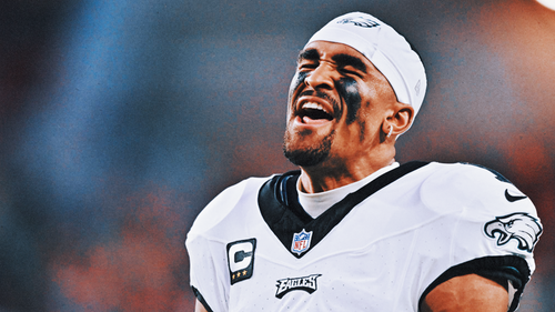 NFL Trending Image: Eagles still among Super Bowl favorites despite Jalen Hurts' slow start