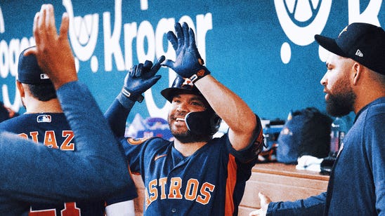 Astros' Jose Altuve homers in first 3 at-bats against Rangers, gets 4 in a row overall