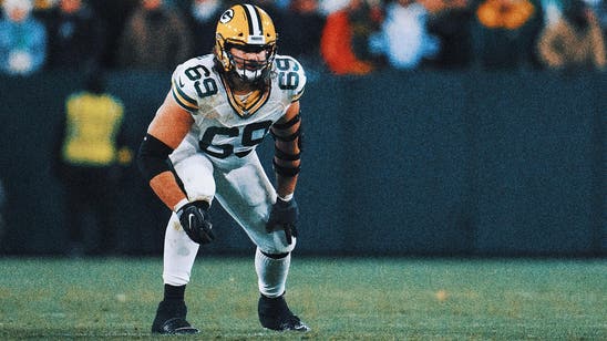 Packers place OT Bakhtiari on injured reserve amid ongoing knee issue