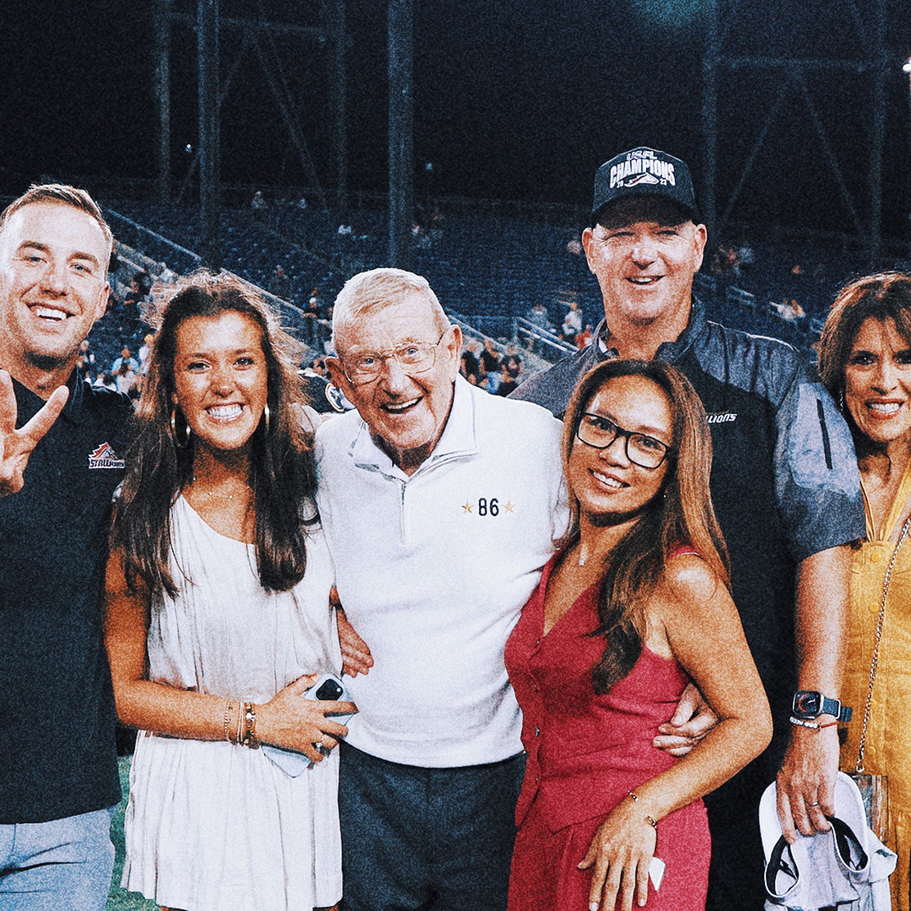 Lou Holtz drops Ohio State five spots in his rankings after Buckeyes' bye  week | FOX Sports