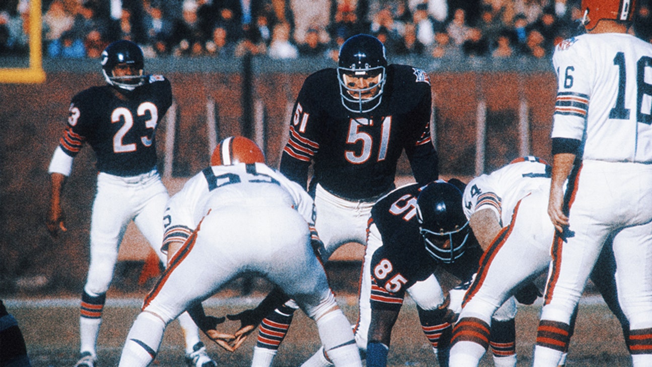Dick Butkus, fearsome Hall of Fame Chicago Bears linebacker, dies at 80