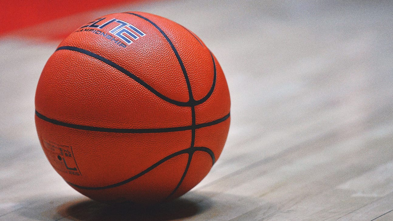 Former New Mexico State players charged with sex crimes in locker-room hazing case