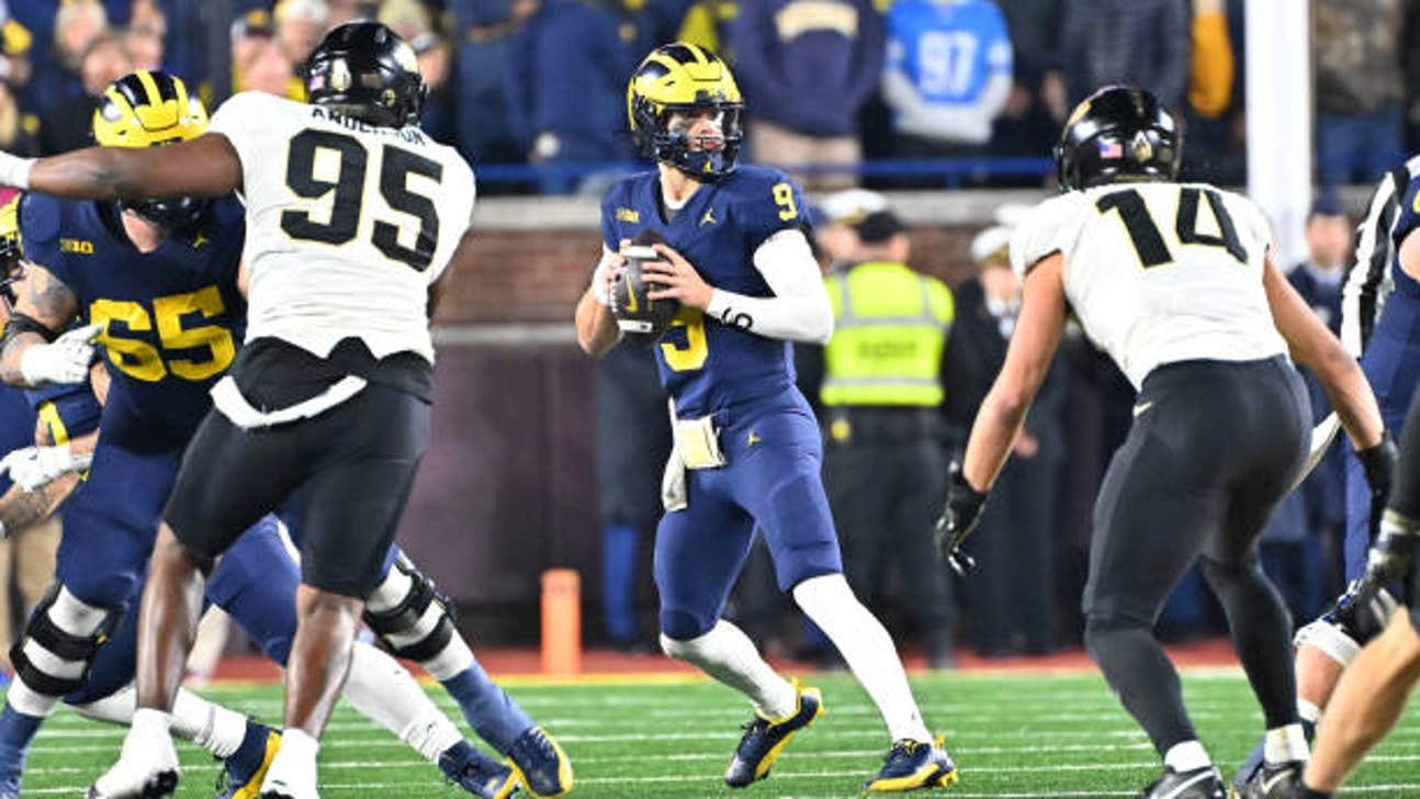 COLLEGE FOOTBALL: NOV 04 Purdue at Michigan