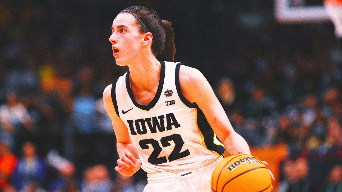 Caitlin Clark, Hannah Stuelke lead No. 3 Iowa past Fairleigh Dickinson in season opener