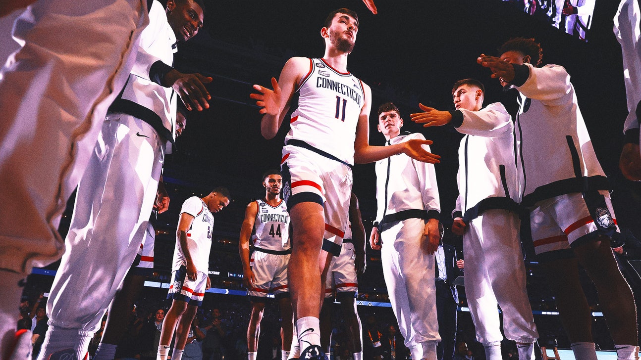 UConn unveils its 5th championship banner, routs Northern Arizona 95-52 in season opener