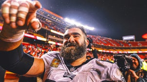 NEXT Trending Image: Eagles shake off ugly start, rally to beat Chiefs in Super Bowl rematch