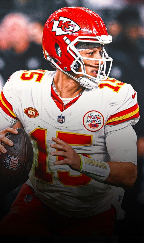 Nick Wright names Patrick Mahomes 'King' of the QBs after Week 12 victory