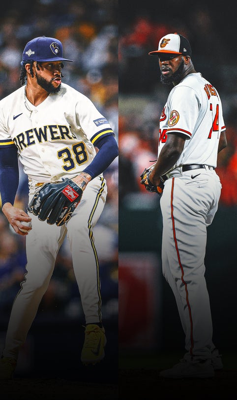 Orioles' Félix Bautista, Brewers' Devin Williams win MLB's Reliever of the Year awards