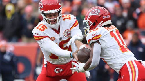 Beryl TV denver-colorado-patrick-mahomes-of-the-kansas-city-chiefs-hands-the-ball-off-to-isiah-pacheco Eagles defense stymies Dak Prescott, Cowboys when it matters the most Sports 