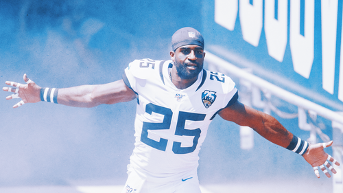 NFL Trending Image: Former NFL cornerback D.J. Hayden and 5 others killed in crash in downtown Houston