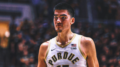 COLLEGE BASKETBALL Trending Image: 2023-24 Wooden Award odds: Zach Edey POY favorite, Hunter Dickinson rising