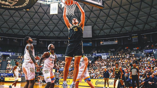 Zach Edey powers No. 2 Purdue past No. 4 Marquette in Maui Invitational title game