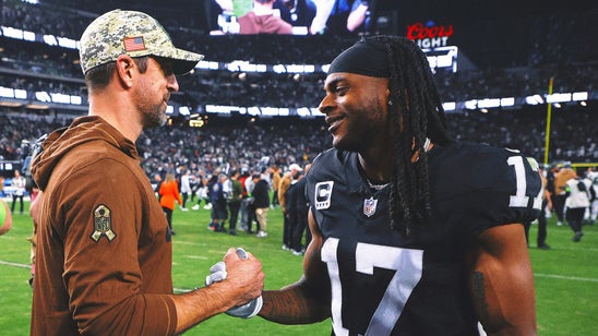 Aaron Rodgers, Davante Adams hung out before Raiders beat Jets Sunday night