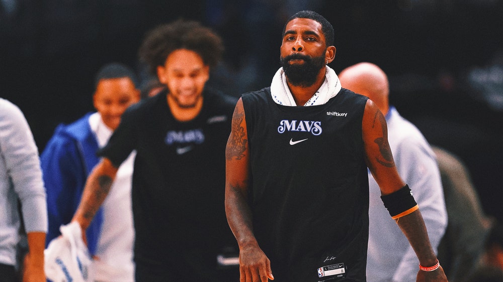 Kyrie Irving injures foot, exits game as Mavericks beat Trail Blazers 125-112