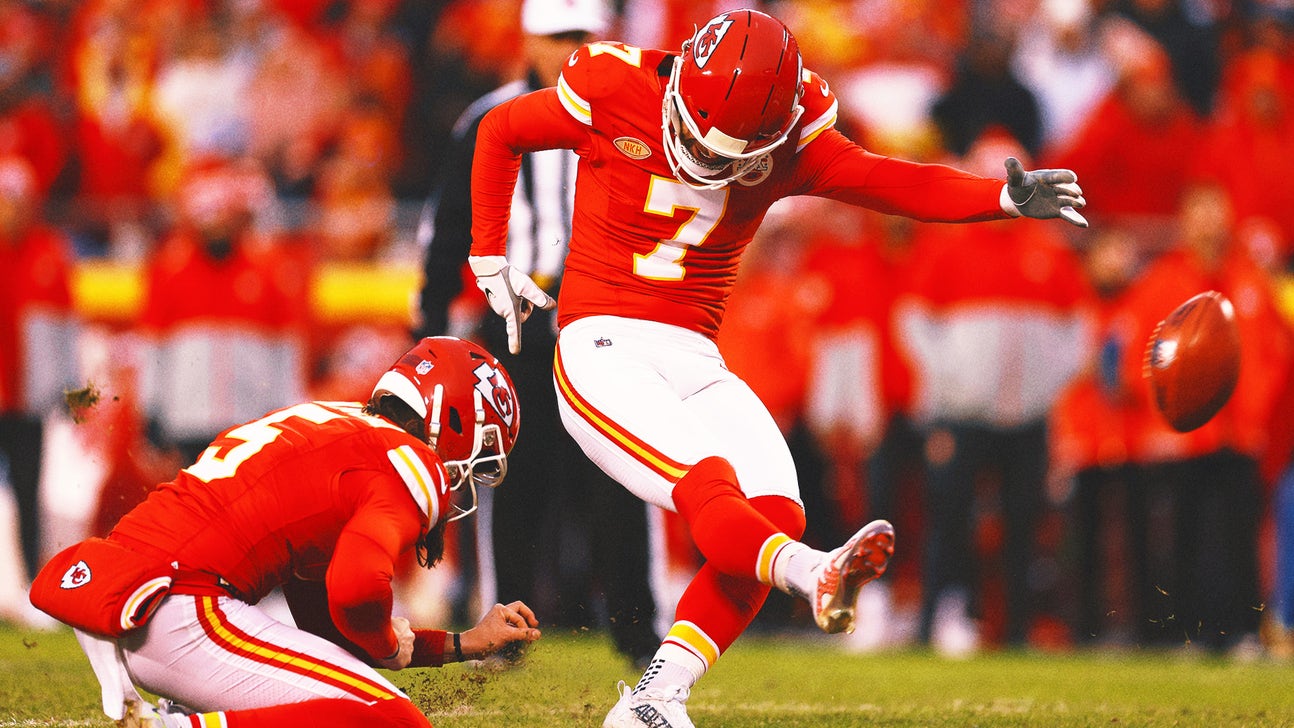 Chiefs clinch 8th straight AFC West title behind defense, six Harrison Butker field goals
