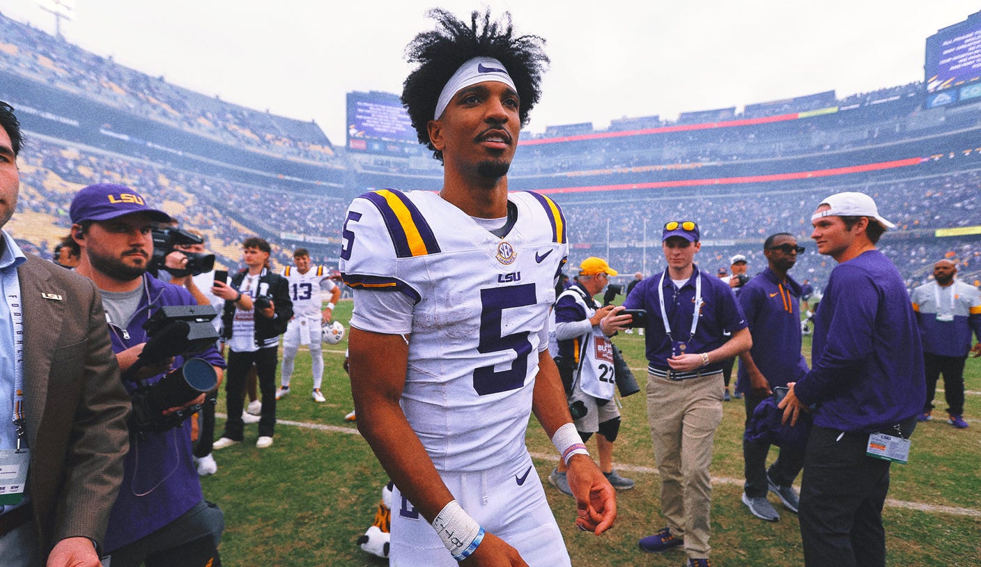 LSU Quarterback Jayden Daniels Named AP College Football Player Of The ...