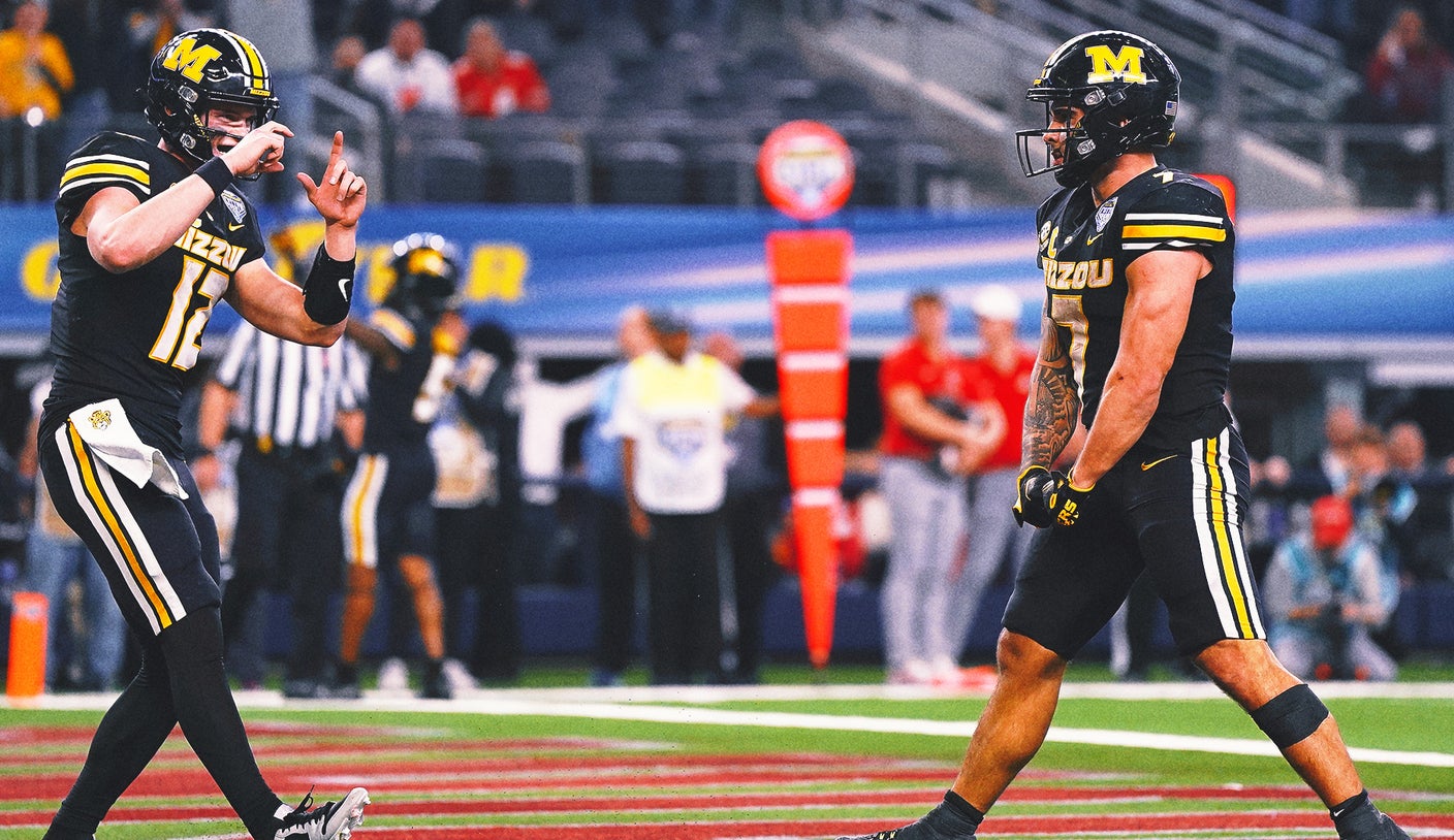 Cody Schrader runs for 128 yards and a TD as No. 9 Missouri beats No. 7 Ohio State 14-3 in Cotton Bowl | FOX Sports