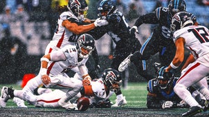 NEXT Trending Image: Falcons' playoff hopes nosedive with loss to lowly Panthers