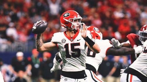 GEORGIA BULLDOGS Trending Image: 2024 College Football Playoff odds: Ohio State, Georgia tied; Tennessee moves