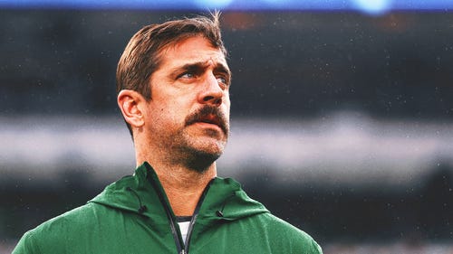 Gambar Tren NFL: Aaron Rodgers 'terlihat normal' di hadapan Jets HC Robert Saleh selama latihan intensif
