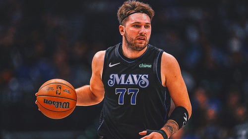 NBA Trending Image: Mavericks' Luka Doncic records his 1st first-half triple-double, moves past Bird into 9th place all time