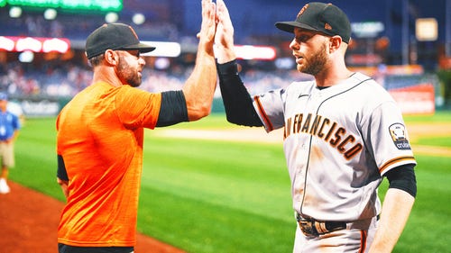 MLB Trending Image: Marlins reportedly hiring former Giants manager Gabe Kapler to front office
