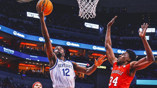 Antonio Reeves scores 30 as No. 9 Kentucky blows out rival Louisville, 95-76