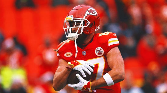 Travis Kelce: Chiefs going through 'frustrating f---ing experience'