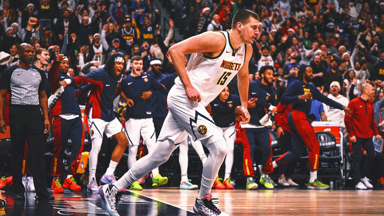Nikola Jokic hits 40-footer at buzzer, Nuggets go on 25-4 run to stun Warriors 130-127
