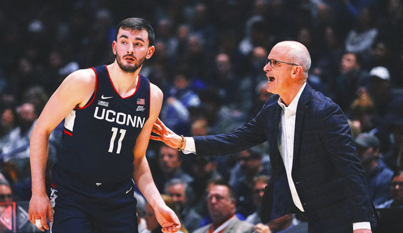 Alex Karaban Leads No 4 Uconn To 80 67 Win Over Georgetown Bvm Sports 