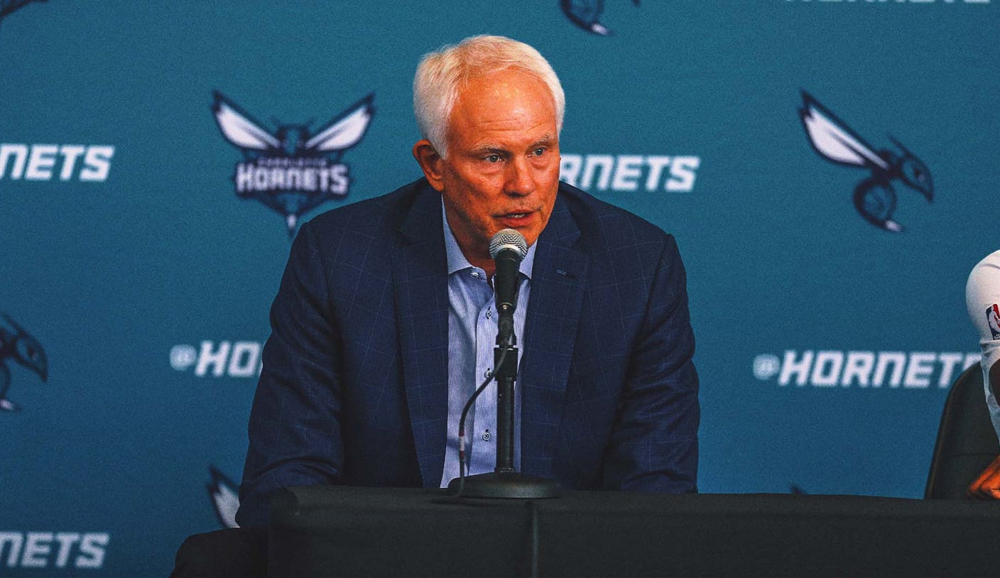 Mitch Kupchak steps down as Charlotte Hornets general manager