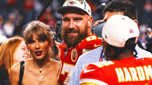 NFL Trending Image: Taylor Swift streams Chiefs' Super Bowl ring ceremony on social media
