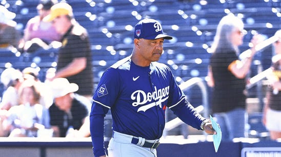Dodgers Manager Dave Roberts Never Sprinting Again After World Series Face-Plant