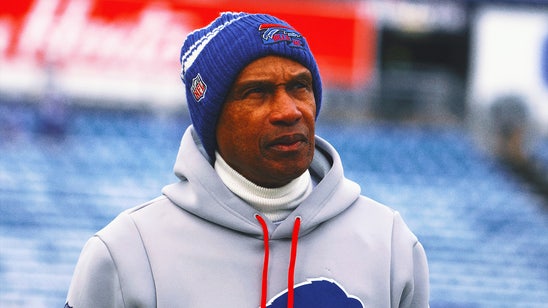 Veteran NFL coach Leslie Frazier expected to join Seahawks staff