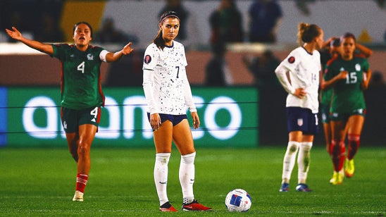 USWNT stunned by Mexico in W Gold Cup group-stage finale