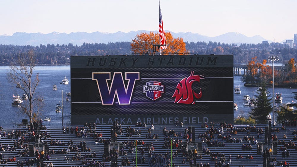 Washington reportedly hires athletic director Pat Chun away from rival Washington State