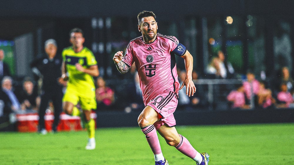 Tin bóng đá quốc tế 14/3: Messi nghỉ thi đấu dài hạn; PSG chính thức chiêu mộ Rashford