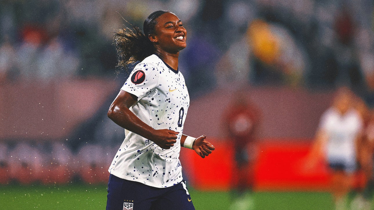 With some help from Alex Morgan, 19-year-old Jaedyn Shaw is shining with the USWNT