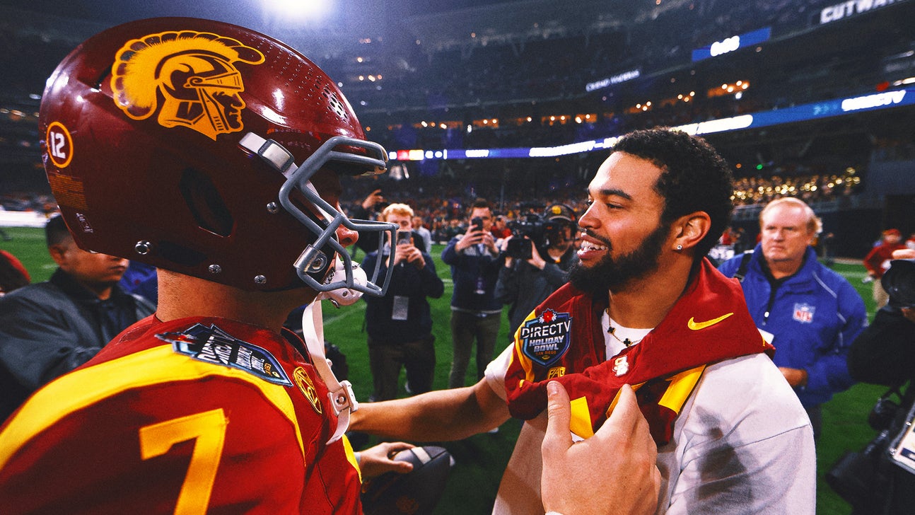 Bears coach Matt Eberflus 'loved' how teammates 'respect and love' Caleb Williams